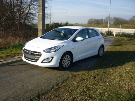 HYUNDAI I 30